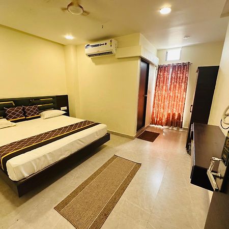 Hotel Dc Signature Dzsabalpur Kültér fotó
